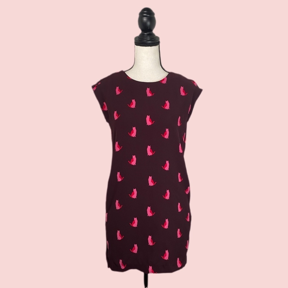 Brown & Pink Sleeveless Cat Print Shift Dress
